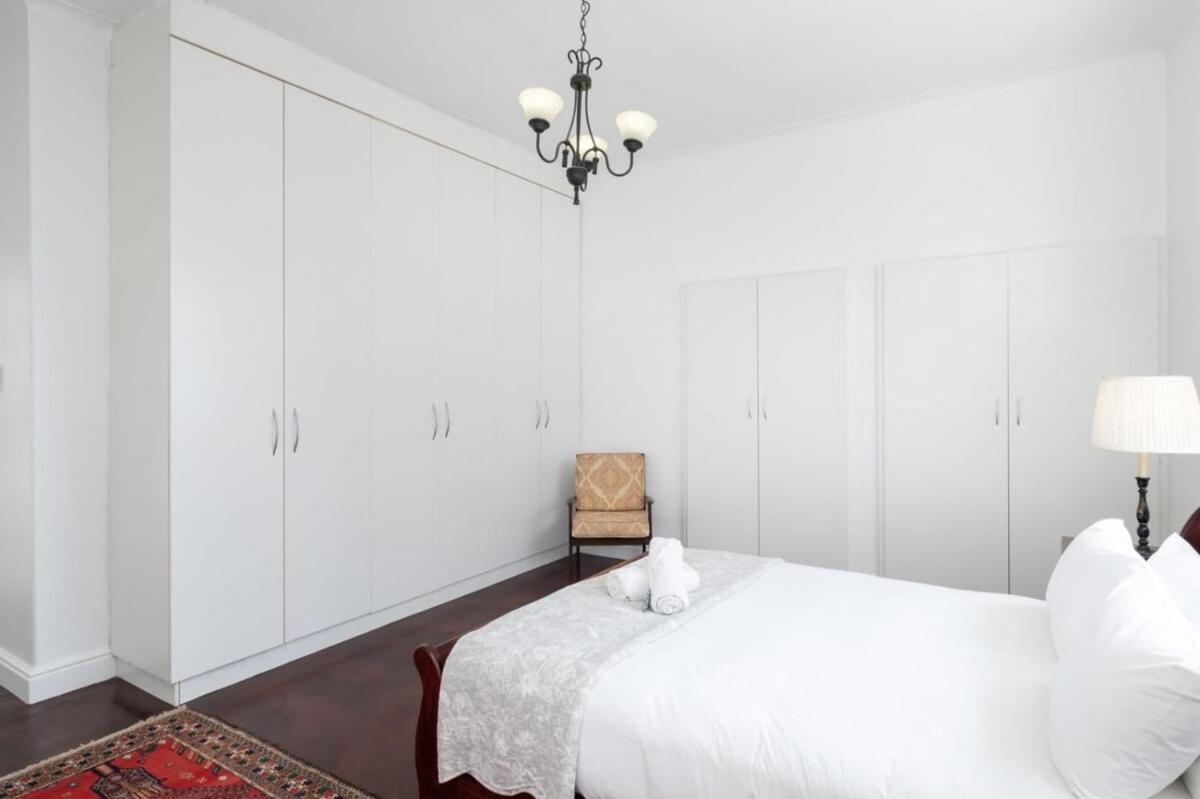 Road Ocean View Apartment *
